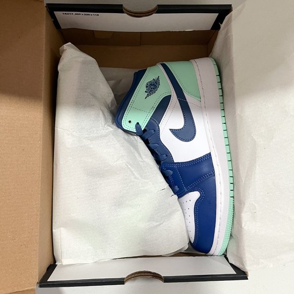 Nike Jordan 1 Navy Blue - Picture 11 of 16